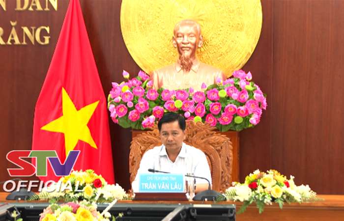 Lãnh đạo UBND tỉnh Sóc Trăng nghe báo cáo khó khăn, vướng mắc liên quan đến kinh phí xử lý rác thải, nước thải và duy trì cây xanh