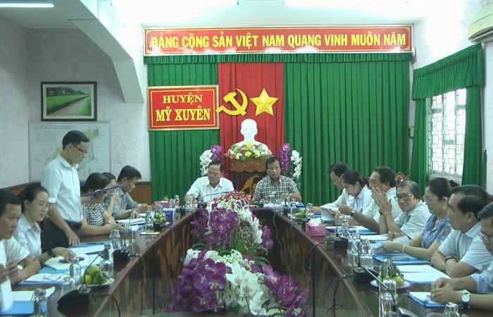 Mỹ Xuyên: Lấy phiếu tín nhiệm thành viên UBND huyện