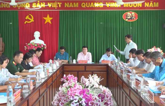 Long Phú kiểm tra thực hiện Nghị quyết tại các xã, thị trấn  