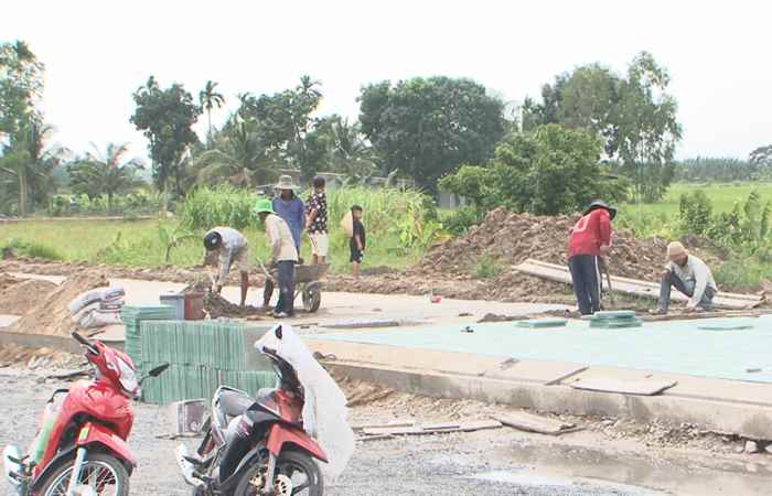 Long Phú: Kiểm tra tiến độ xây dựng công trình Đường nối từ Quốc lộ 60 đến Quốc lộ Nam Sông Hậu  