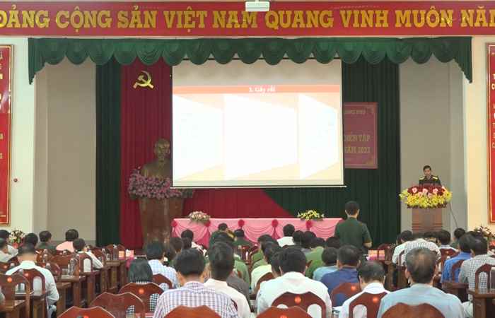 Huyện Long Phú tập huấn xây dựng văn kiện diễn tập cấp huyện