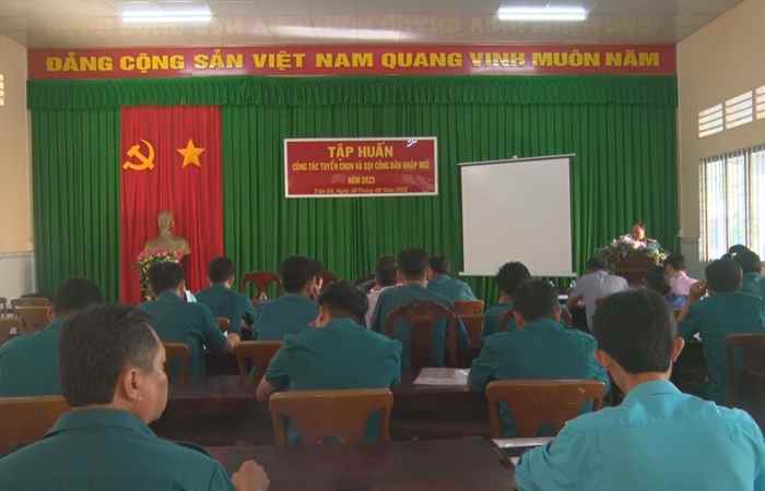Trần Đề tập huấn công tác tuyển chọn và gọi công dân nhập ngũ năm 2023