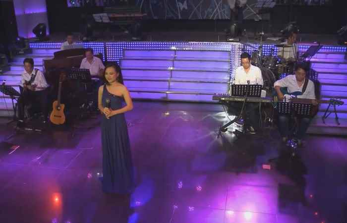 Màu thời gian 06-05-2019