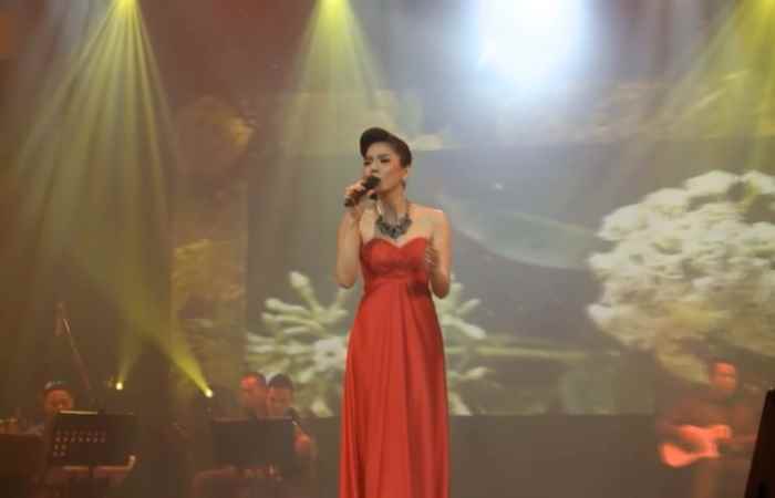 Màu thời gian (09-03-2020)