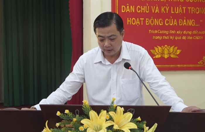 Huyện Mỹ Tú quán triệt các Văn bản của Trung ương về công tác xây dựng Đảng