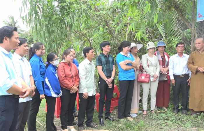 Mỹ Xuyên xây dựng cầu nông thôn
