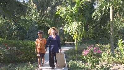 Nét Việt-Nghĩa nặng tình thâm 18-05-2016