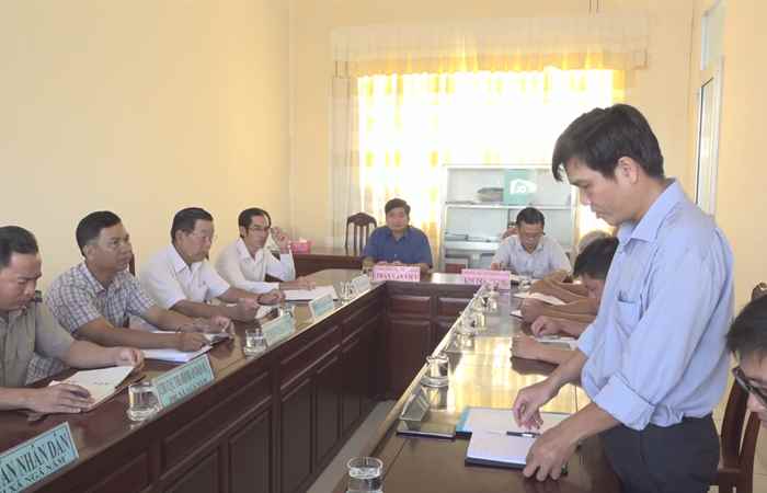 Ngã Năm: Bí thư Thị ủy tiếp công dân  