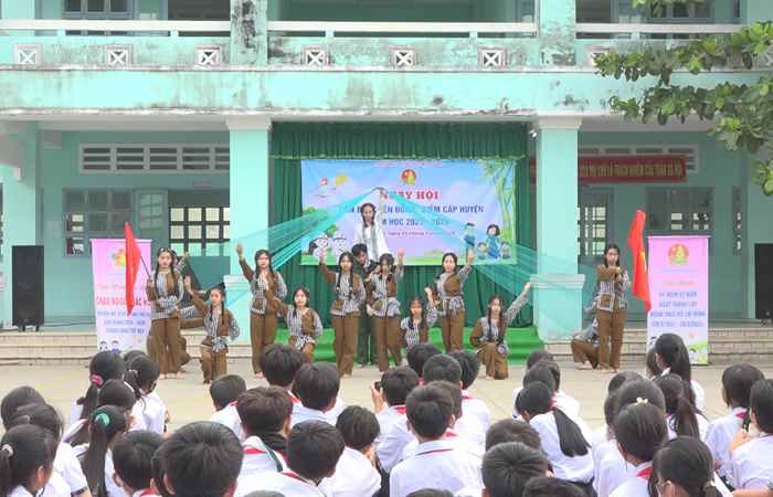 Mỹ Xuyên: Ngày hội “Tiến bước lên Đoàn” năm học 2023 - 2024 