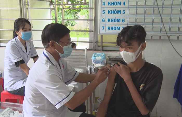 Vĩnh Châu tăng cường tiêm mũi bổ sung vaccine phòng COVID-19 