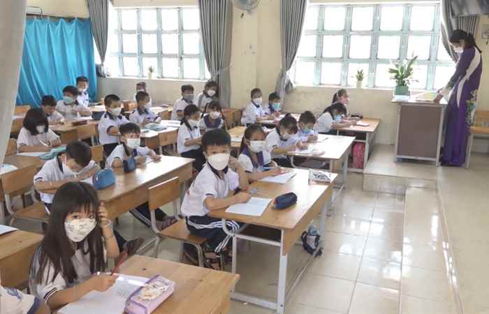 Nhiều phụ huynh thống nhất chủ trương tiêm vaccine phòng COVID-19 cho trẻ từ 5 đến dưới 12 tuổi