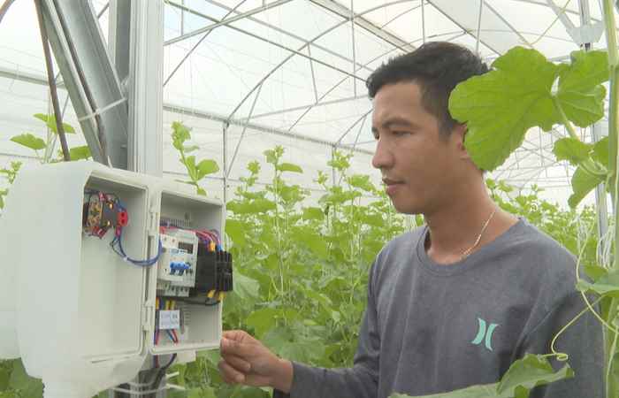 Nông dân Sóc Trăng bắt nhịp chuyển đổi số (24-03-2023)