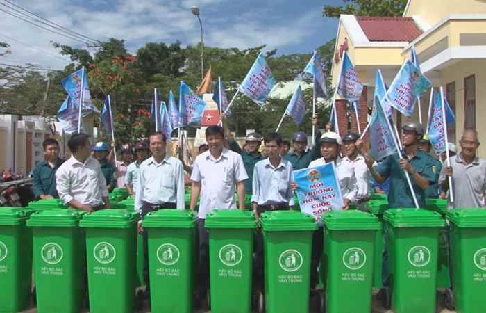 Nông dân Sóc Trăng - Nông dân Sóc Trăng góp phần xây dựng nông thôn mới (15-11-2019)