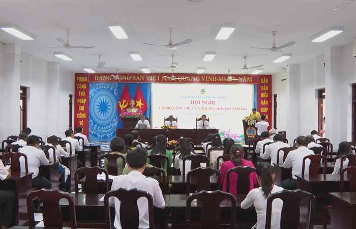 Phát huy dân chủ tại cơ quan đơn vị thông qua hội nghị cán bộ, công chức, viên chức, người lao động (25-1-2024)