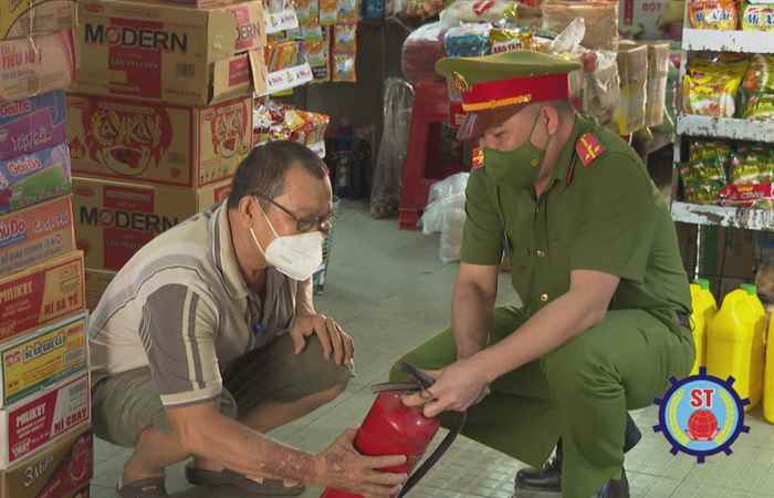 Chuyên mục Công thương: Đảm bảo an toàn điện và phòng, chống cháy nổ trong sử dụng điện (11-12-2021)