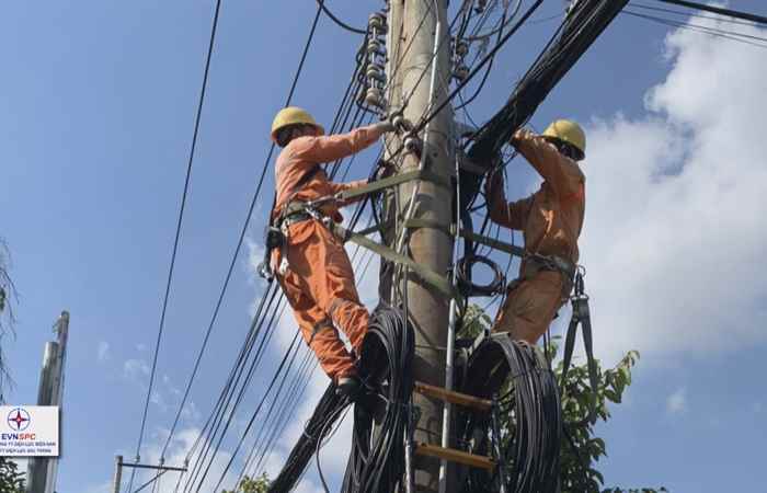 Phóng sự: Bó cáp Viễn thông góp phần tạo mỹ quan đô thị (16-04-2022)