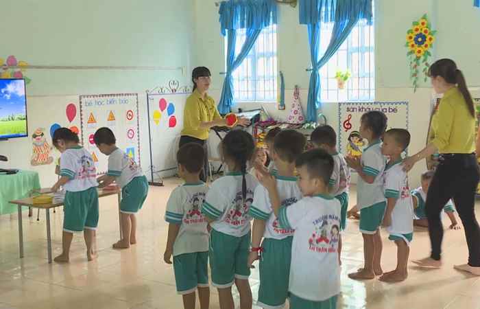Phóng sự - Sóc Trăng mở rộng trường lớp sau 25 năm tái lập 