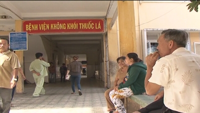 Phóng sự Thực trạng và thách thức trong phòng chống tác hại của thuốc lá 16-07-2015