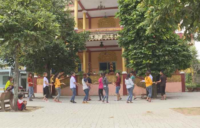 Rộn ràng chuẩn bị cho liên hoan ca, múa nhạc Khmer
