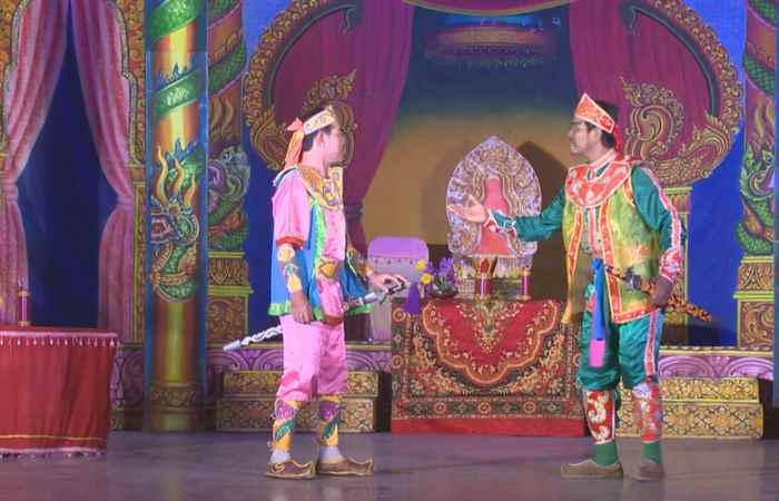 Sân khấu Dù kê 03-02-2019