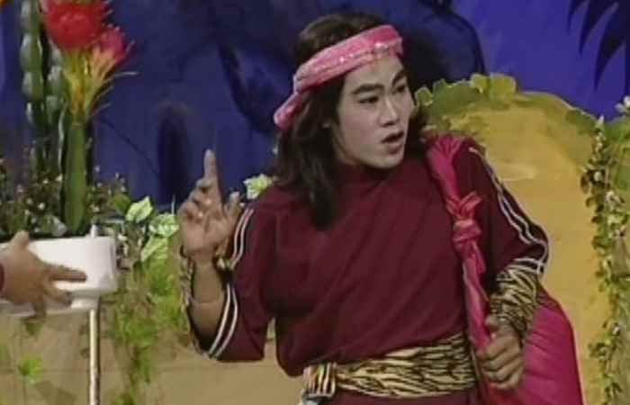 Sân khấu Dù kê 16-06-2019