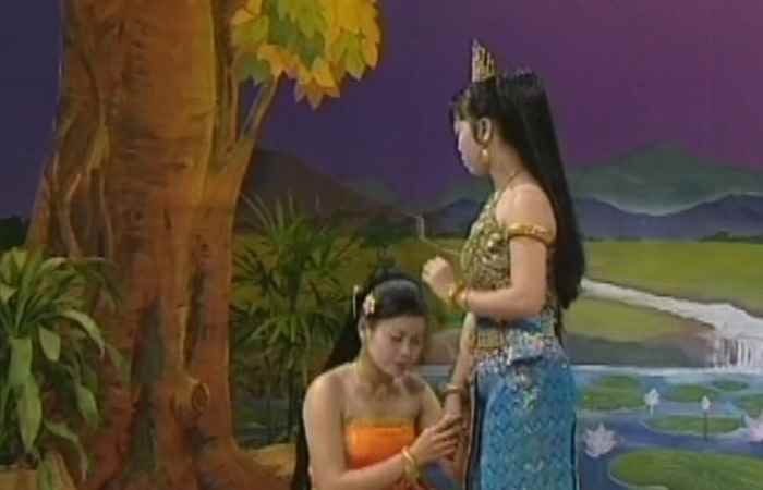 Sân khấu Dù kê 16-09-2018