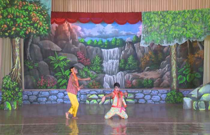  Sân khấu Dù kê (24-07-2022)