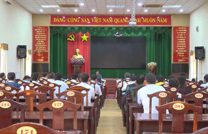 Sở Giao thông vận tải tỉnh Sóc Trăng phổ biến các văn bản quy phạm pháp luật trong lĩnh vực giao thông vận tải 