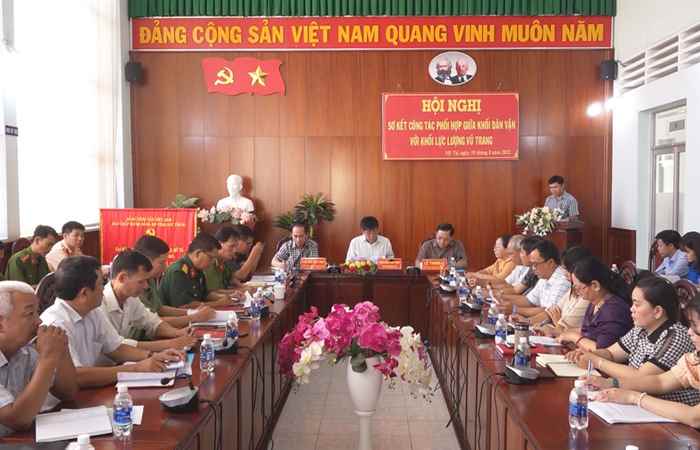 Mỹ Tú: Sơ kết công tác phối hợp giữa khối u vận và lực lượng vũ trang