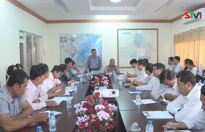 Sở NN & PTNT  - Họp trao đổi về những khó khăn của người nuôi bò sữa.