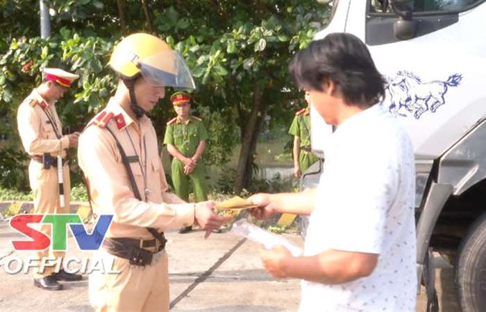 Sóc Trăng ra quân đợt cao điểm bảo đảm trật tự xã hội trên các tuyến giao thông dịp Tết Nguyên đán Giáp Thìn 2024
