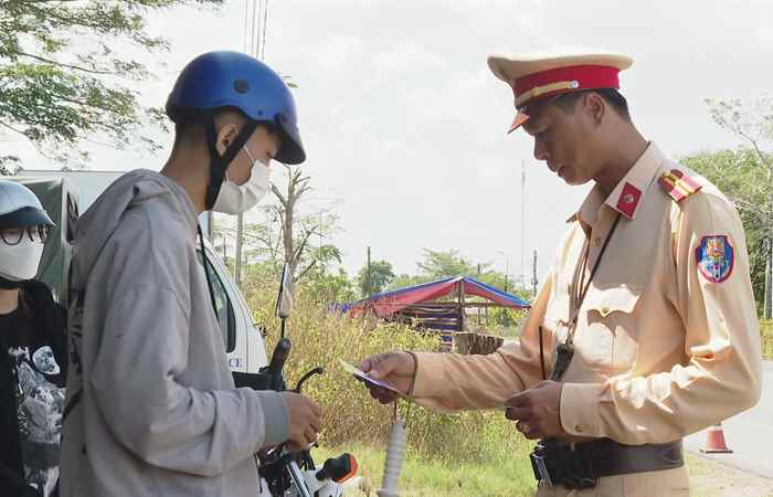 Sóc Trăng tăng cường xử lý phương tiện giao thông chạy quá tốc độ (04-09-2023)