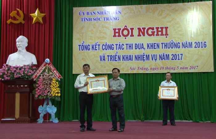 Sóc Trăng tổng kết công tác thi đua khen thưởng năm 2016 và triển khai nhiệm vụ năm 2017