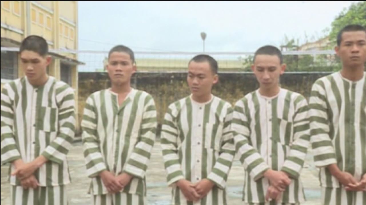 Quảng Ngãi: Bắt 11 đối tượng gây thương tích cho người khác