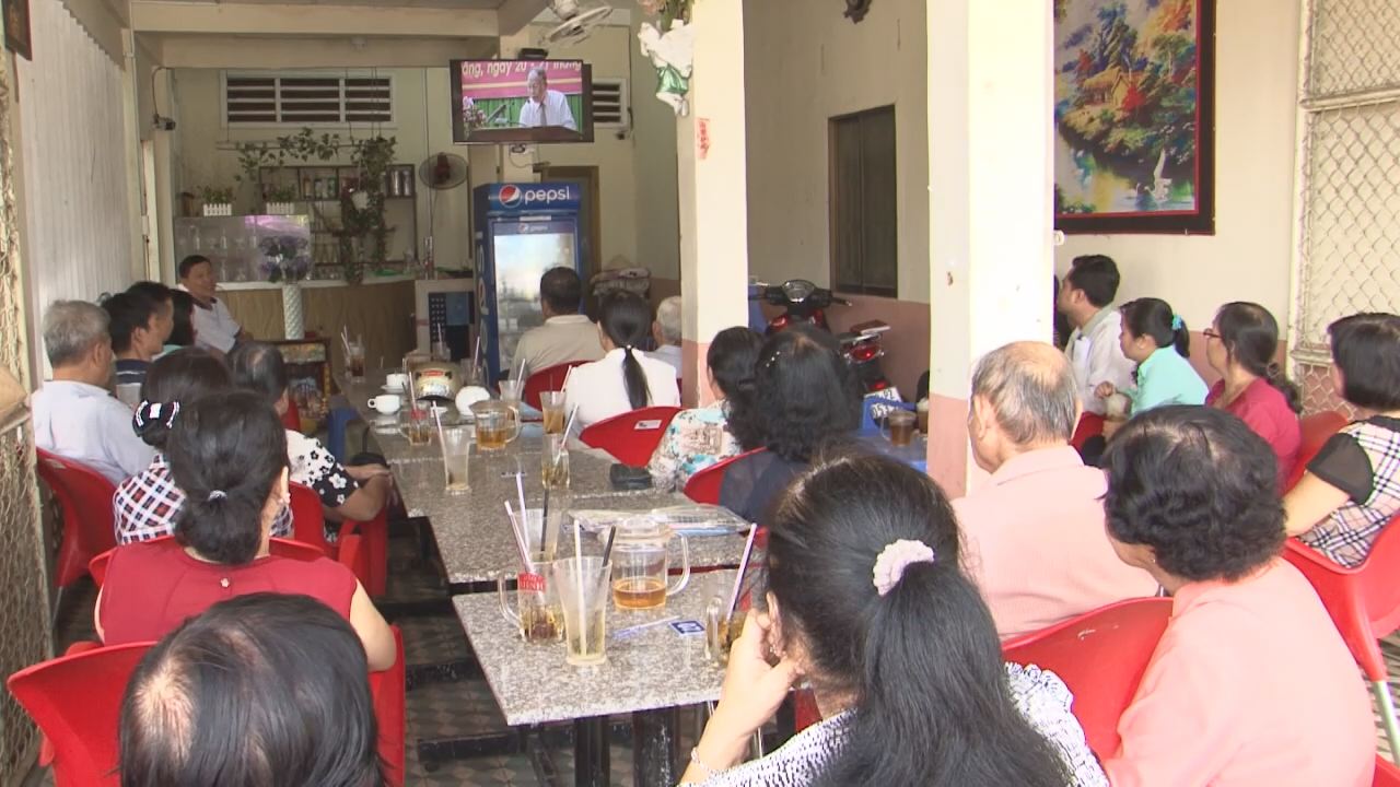 Phóng sự - Sóc Trăng trực tiếp truyền hình phương thức mới để đưa chủ trương của Đảng đến dân 15-03-2017