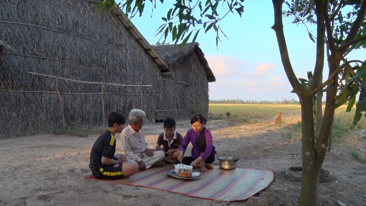 Nét Việt - Bữa Cơm Chiều 12-08-2016