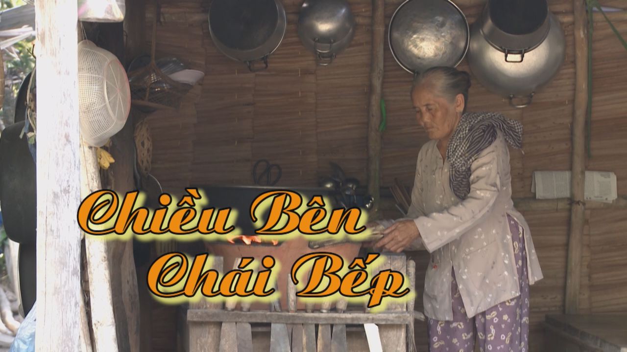 Chiều bên chái bếp 02-11-2016
