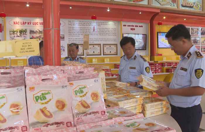 Tăng cường kiểm tra chất lượng, nguồn gốc bánh các loại phục vụ Tết Trung thu ( 08-9-2022)