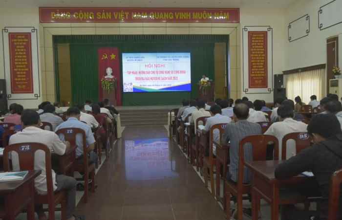 Tập huấn, hướng dẫn cho tổ công nghệ số cộng đồng huyện Kế Sách