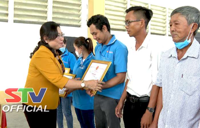 Tập trung giải quyết khó khăn, kiến nghị chính đáng để công nhân, người lao động yên tâm sản xuất