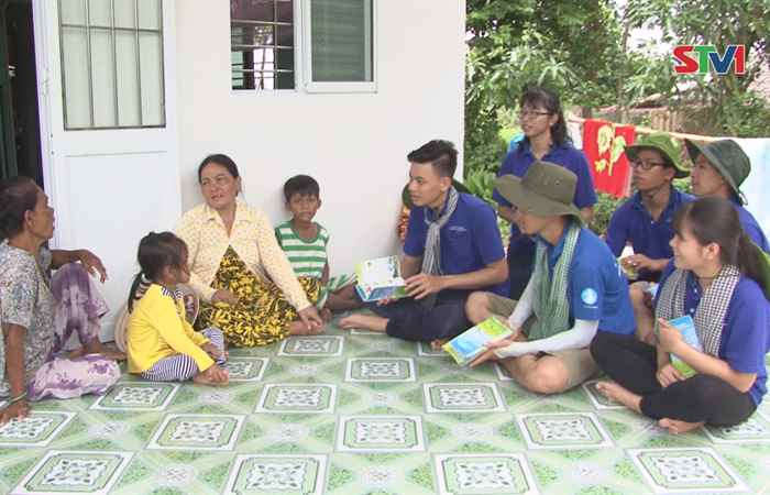 Thanh niên tình nguyện trên những vùng quê
