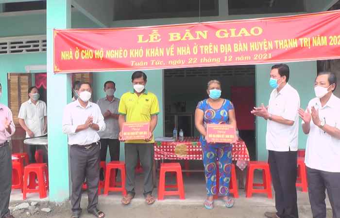 Huyện Thạnh Trị bàn giao 132 căn nhà Đại đoàn kết cho hộ nghèo