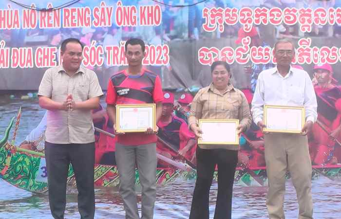 Thạnh Trị: Chùa Ông Kho tổ chức Lễ Mừng công đội ghe Ngo đạt hạng Nhì Giải đua ghe Ngo năm 2023