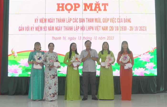 Thạnh Trị: Họp mặt Ngày thành lập các cơ quan tham mưu của Đảng