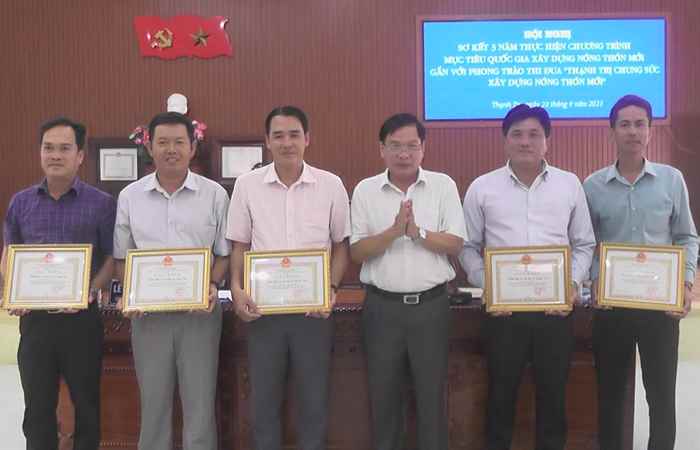 Thạnh Trị sơ kết 3 năm xây dựng Nông thôn mới