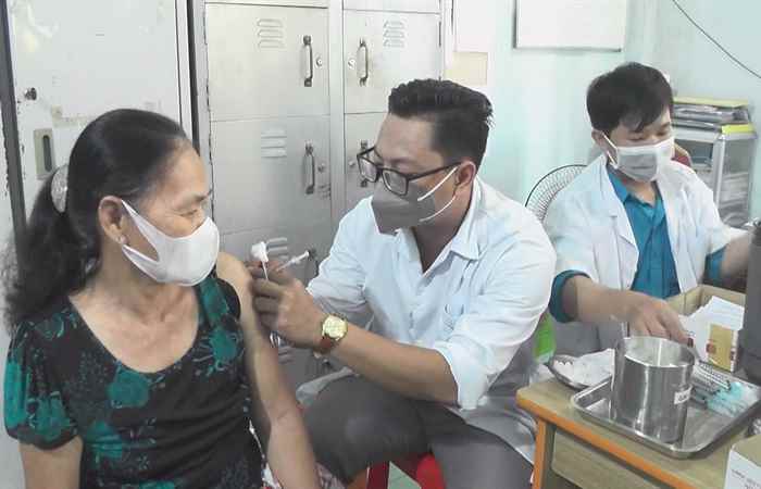 Thạnh Trị đạt hơn 53,3% tổng số người trong diện tiêm mũi 4 vaccine phòng COVID-19
 