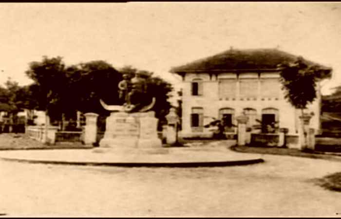 Theo dòng thời gian  tiếng Khmer (12-07-2020)