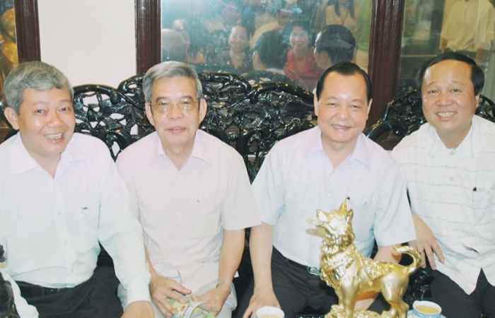 Theo dòng thời gian  tiếng Khmer (14-03-2021)