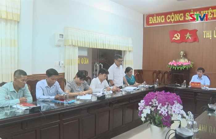Thị ủy Ngã Năm làm việc với các ngành, đoàn thể về thực hiện nhiệm vụ 9 tháng năm 2023