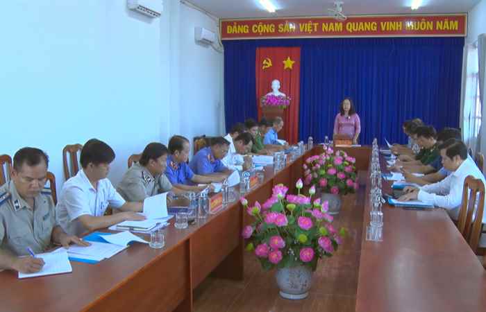 Thị uỷ Vĩnh Châu họp giao ban định kỳ với lãnh đạo các cơ quan nội chính, tư pháp trên địa bàn  
